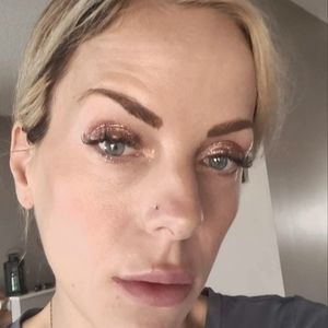 Meet your Posher, Megz